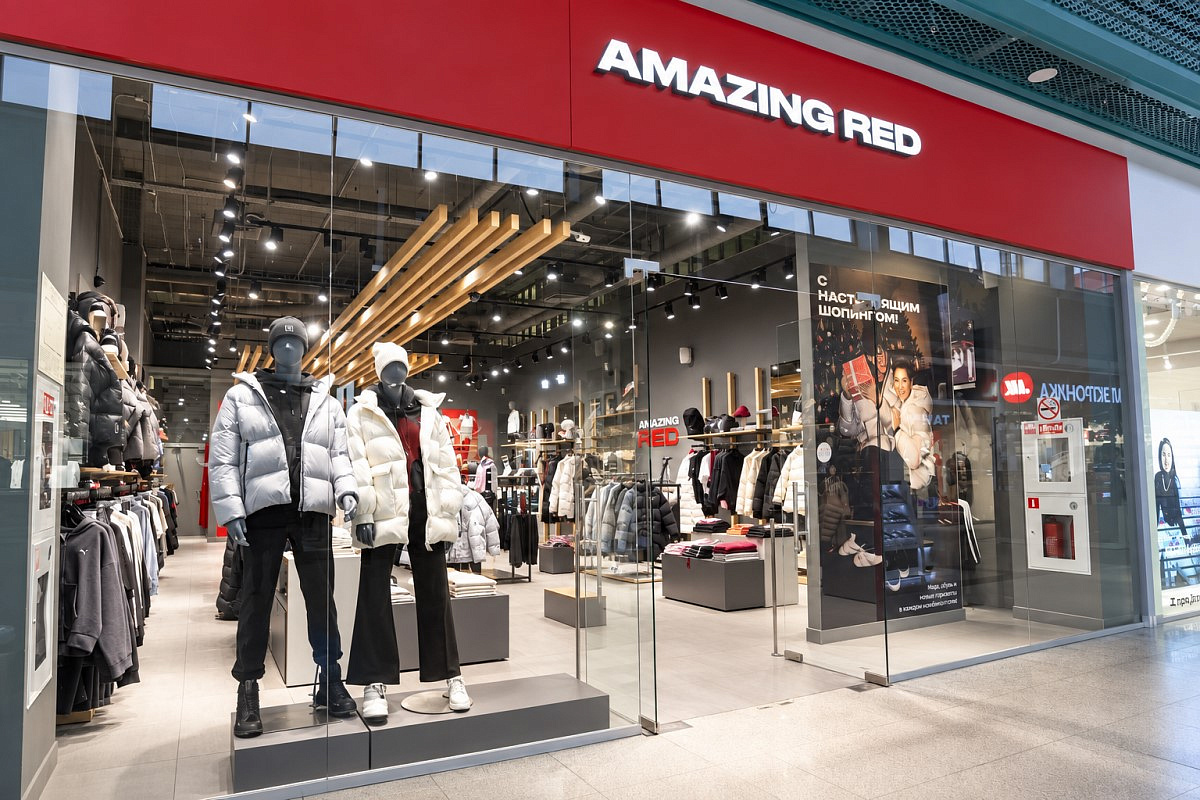 В AMAZING RED — за спортивной экипировкой и любимыми брендами