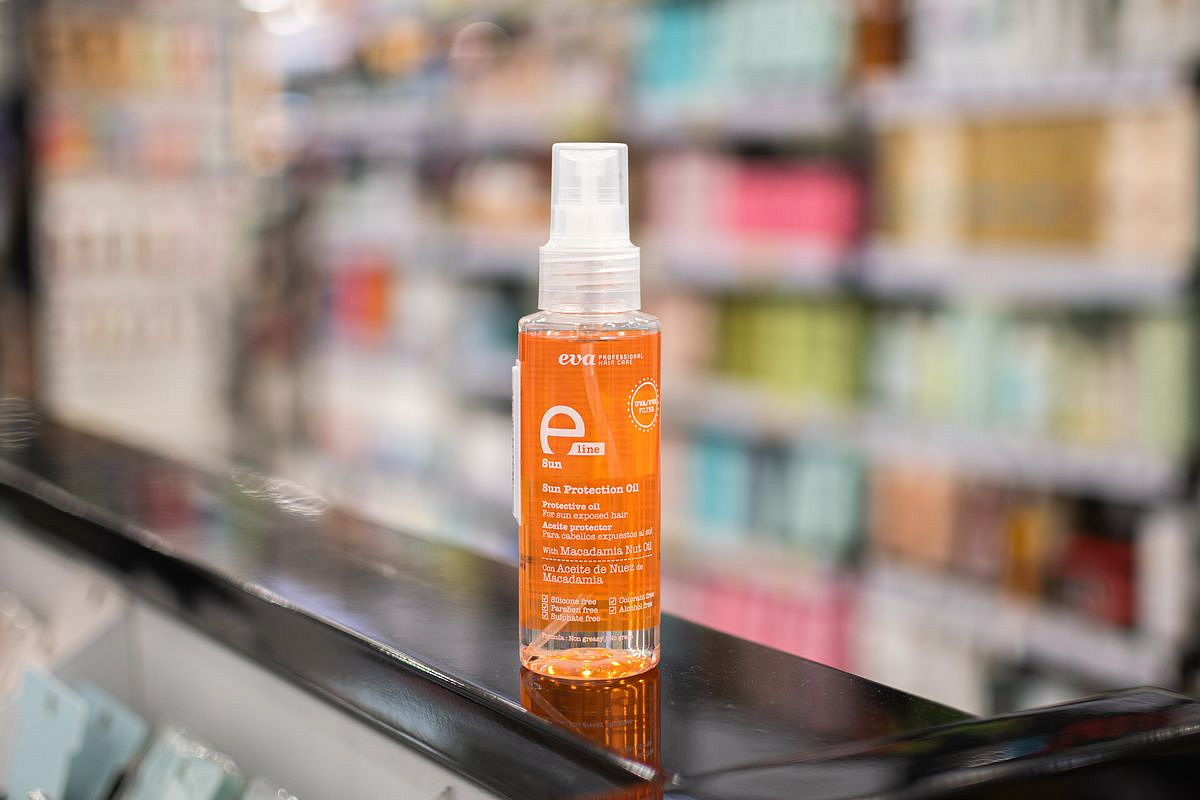 Масло для волос EVA PROFESSIONAL HAIR CARE. «ЛЭТУАЛЬ», ТРЦ «Седьмое небо», 1-й этаж.