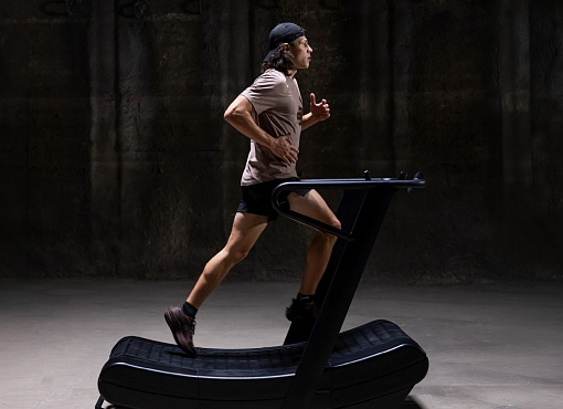 Данил Алеев представляет новые PUMA в AMAZING RED